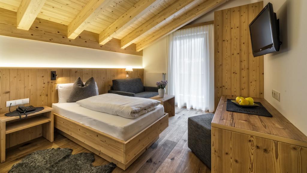 Hotel Moritz Dobbiaco Kültér fotó
