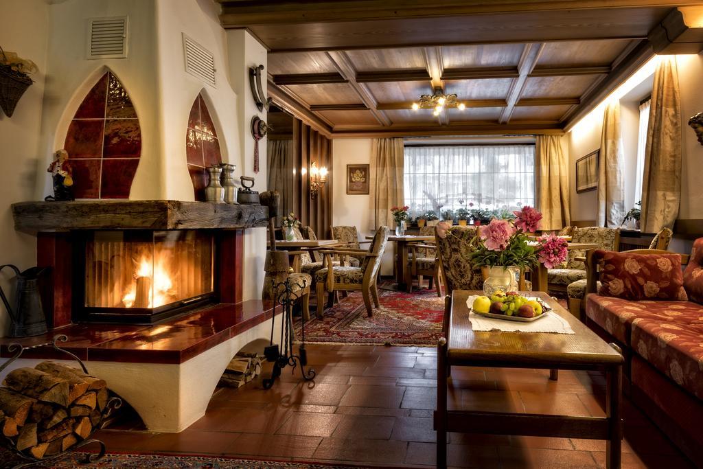 Hotel Moritz Dobbiaco Kültér fotó